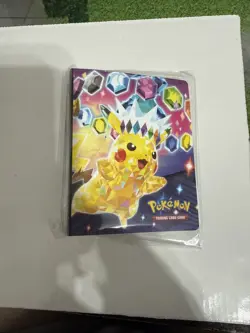 Pokemon - 2024 Fall Collectors Chest Mini Portfolio Binder (Factory sealed) - Image 1