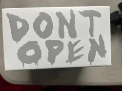 MTG SECRET LAIR x The Walking Dead Sealed Free Shipping - Image 2