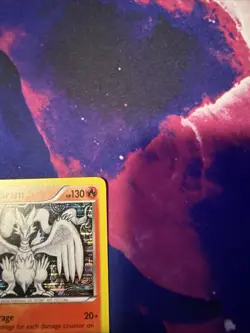 Pokemon TCG Reshiram Holo Rare Card 28/113 B&W Legendary Treasures NM - Image 2
