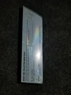 Magic the Gathering Foundations Collector Booster Box - new & sealed - Image 4