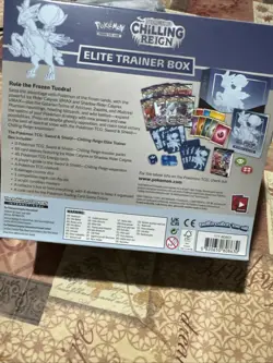 Pokemon TCG Sword & Shield Chilling Reign Elite Trainer Box Sealed New FREE SHIP 820650808630 - Image 2