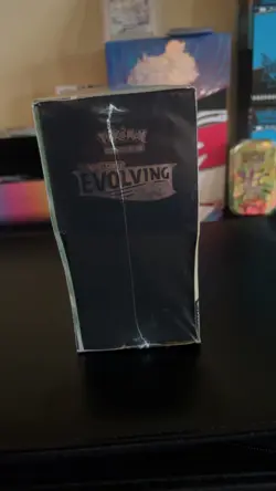 Evolving Skies ETB Pokemon Sword & Shield Box - 8 Booster packs factory sealed 820650808944 - Image 4