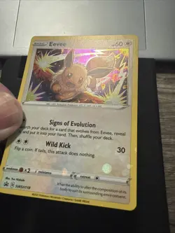Pokemon TCG ~ Eevee SWSH118 ~ Black Star Promo ~ Faint Holo Bleed ~ English - Image 1