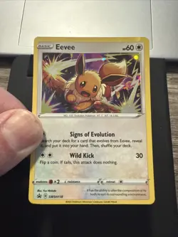 Pokemon TCG ~ Eevee SWSH118 ~ Black Star Promo ~ Faint Holo Bleed ~ English - Image 2