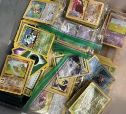 RANDOM MYSTERY VINTAGE POKEMON 50 CARD LOT! ALL CARDS 10+ YEARS OLD! - Image 1