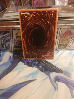 Blue-Eyes White Dragon DPKB-EN001 Duelist Pack: Kaiba - Image 2