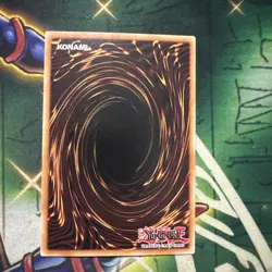 Yugioh! Eldlich the Mad Golden Lord BLVO-EN040 Secret Rare 1st Edition NM - Image 2