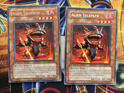 2x Alien Telepath GLAS-EN034 LP 1st Edition Rare Yu-Gi-Oh - Image 1