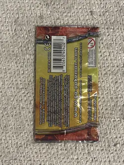 Pokemon Diamond & Pearl Booster Pack Portuguese Mysterious Treasures - Image 2