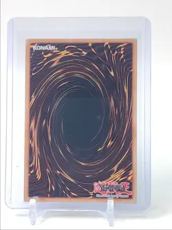 BLUE-EYES ULTIMATE DRAGON 2018 YU-GI-OH! LEGENDARY KAIBA MEGA PACK Q4763 - Image 2