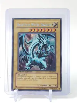 BLUE-EYES WHITE DRAGON 2005 YU-GI-OH! FORBIDDEN LEGACY 1 LIMITED Q4763 - Image 1