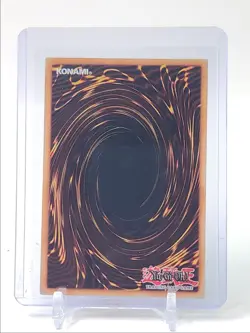 DARK MAGICIAN 2016 YU-GI-OH! THE DARK SIDE OF DIMENSIONS: MOVIE PACK Q4763 - Image 2