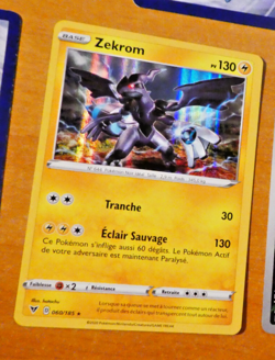 POKEMON FRANCAISE CARD RARE HOLO CARTE Zekrom 060/185 EB04 FR NM 2020 - Image 1