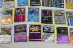 Lot of Pokemon cards Holo foil Reverse holo rare card collection - Image 3