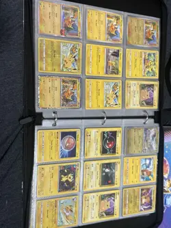 Pokemon vintage lot binder collection 1000+ Cards - Image 1