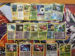 Vintage Pokemon Card Lot Holo Reverse Holo Fire Groudon Salamence - Image 3