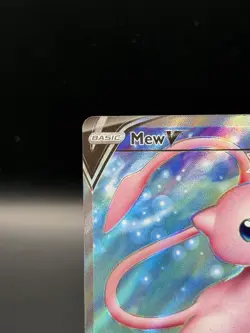 Pokemon TCG Swsh08: Fusion Strike Mew v Full Art Holo Ultra Rare Card 250/264 - Image 2
