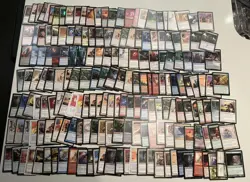 Magic the Gathering Lot - Uncommon's, Rare's and a few Mythics - Roughly 200 - Image 1