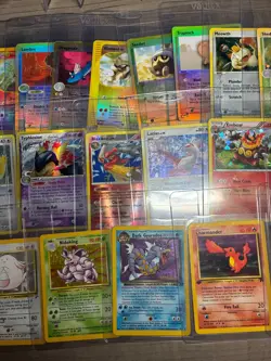 Pokemon TCG Vintage HOLO FOIL Lot of 26 + 1 non-holo [EX's, Charizard, Mewtwo] - Image 3