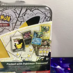 Pokemon TCG Celebrations 25th Anniversary Treasure Chest Brand New - Image 3