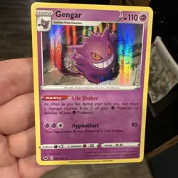 POKEMON GENGAR 085/202 SWORD & SHIELD RARE HOLO Mint - Image 1