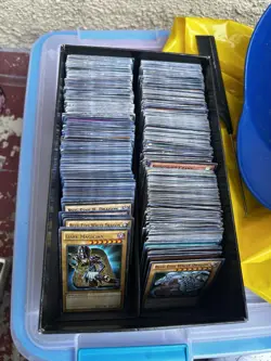 Yugioh YU-GI-OH Tcg Card Lot Lots Of Cards - Image 1