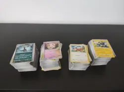 Pokemon Bundle job lot 700 cards. mixed sets. prismatic, obsidian flames, etc - Image 1