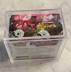 Pokemon FUSION STRIKE Booster Box Sword & Shield, New Sealed with Acrylic Case - Image 3