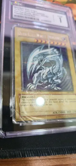 CGC 1 Yu-Gi-Oh! Dark Duel Stories Blue-Eyes White Dragon DDS-001 - Image 4