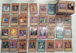 YuGiOh TCG ✨Over 1,700 Cards Lot from 82 Sets ✨Full Cards List in Description - Image 1