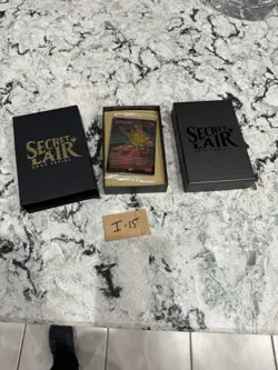 MTG Secret Packet Drop Series Sealed “special Guest: Fiona Staples” Foil Ed. - Image 3