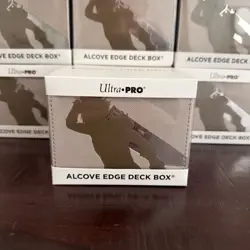Magic The Gathering MTG Final Fantasy FF Ultra Pro Alcove Edge Deck Box Cloud - Image 2
