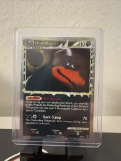Pokemon TCG Undaunted Houndoom Prime Holo Card 82/90 - Image 1