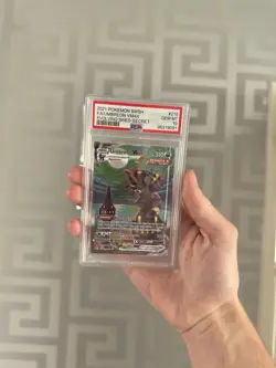 Umbreon VMAX 215/203 | Full Alt Art | Holo | Pokemon Evolving Skies | PSA 10 - Image 1