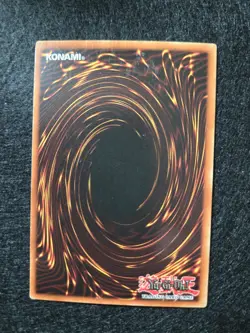 Yugioh - Dark Magician BPT-001 - 2002 Collectors Tin Limited Edition - MP - Image 3