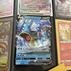 Pokemon Gyarados V TCG Evolving Skies Holo Ultra Rare Card 028/203 - Image 2