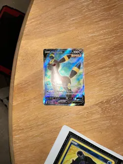 Pokemon TCG Umbreon v Full Art Ultra Rare Holo Card 188/203 Evolving Skies - Image 1