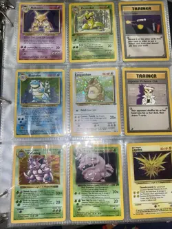 ULTRA PRO Pokemon Pikachu 3 Ring Binder Card Holder with Sleeves Cards Nidoking - Image 2