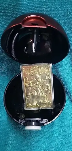 COLLECTIBLE POKEMON MEWTWO 23K GOLD PLATED TRADING CARD WITH POKEMON BALL - Image 1