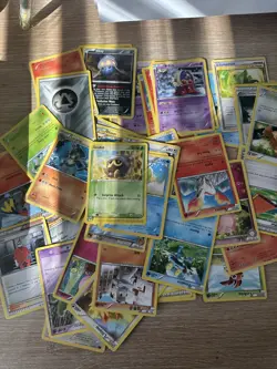 Pokemon TCG ~1500 Cards Bulk Base ENG JAP Various Sets Celebrations Tin included - Image 2