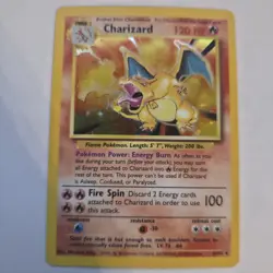 Pokemon TCG Charizard 4/102 Base Set Holo 1999 - Image 2