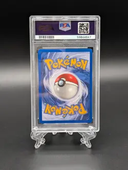 Marill 68/109 Team Rocket Returns Stamped Reverse Holo Pokemon Card PSA 8 - Image 3