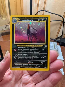 Pokemon NEO Revelation HOLO Houndoom 8/64 Swirl light play check pictures! - Image 1
