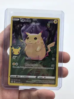Pokemon TCG Celebrations Pikachu Holo Card 005/025 25th Anniversary - Image 1