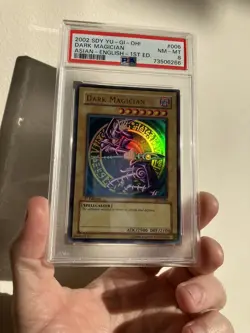 Yugioh 2002 Starter Deck Yugi Dark Magician SDY-006 Ultra Rare 1st Edition PSA 8 - Image 2