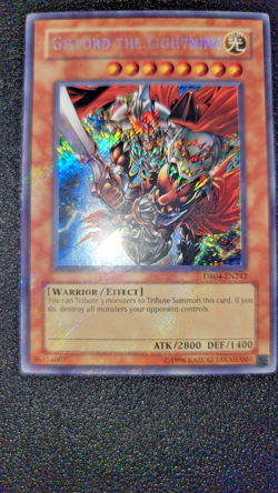 Vintage YuGiOh Card Lot +500 cards, included Gilford the Lighting DR04-EN242 - Image 1