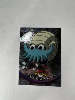 MINT Pokemon Topps Chrome #138 Omanyte Silver Foil Card - Image 1
