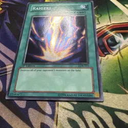Yugioh! Raigeki LOB-053 Super Rare 1st Edition VLP/NM Asian English - Image 2