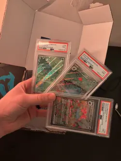 Pokemon 2023 Mew en S&V 151 Bulbasaur Ivysaur Venusaur EX Illustration Rare Set - Image 1