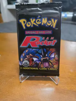 POKEMON 2000 TEAM ROCKET 1ST EDITION ENGLISH BOOSTER PACK SEALED - Image 1